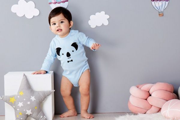 麗嬰房 Little moni - 純棉家居系列動物印圖包屁衣-亮天藍