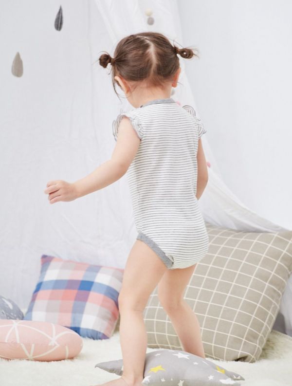 麗嬰房 Little moni - 家居系列荷葉袖包屁衣-灰色