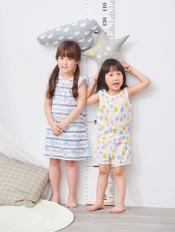 麗嬰房 Little moni - 輕透棉質長洋裝睡衣-嫩綠