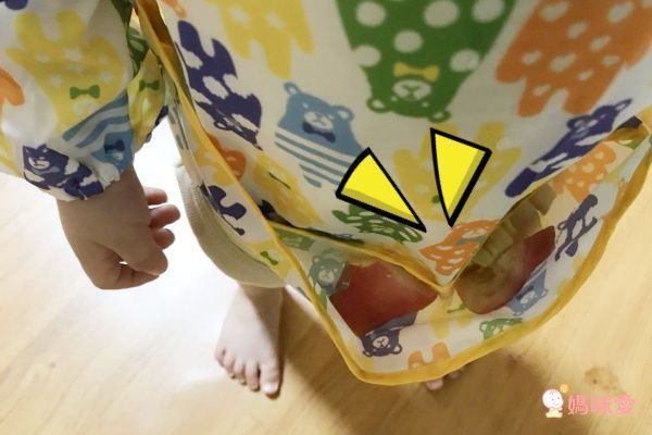 akachan honpo - 嬰幼兒潑水加工長袖圍兜Y-黃色