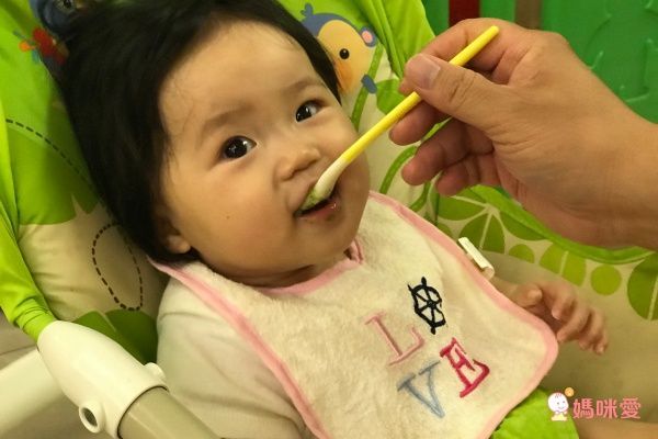 akachan honpo - 副食品餵食湯匙組W-黃色-ANGELETTE