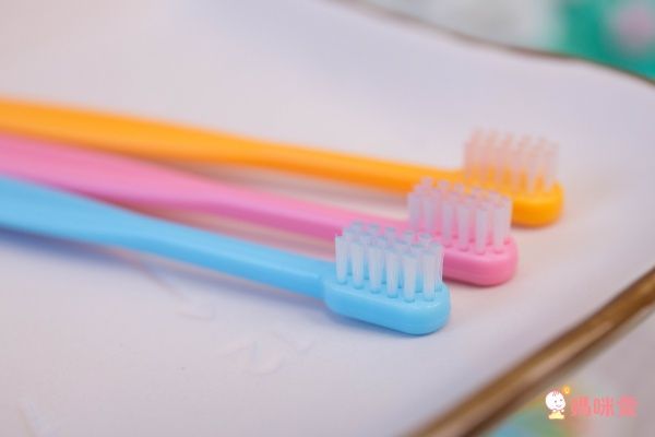 akachan honpo - 兒童用牙刷12支組3~5歲