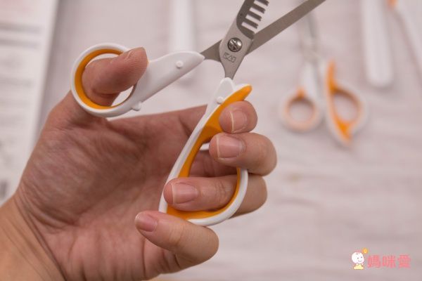 akachan honpo - 新手爸爸也OK！幼兒理髮梳剪組