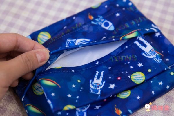 akachan honpo - 兩用FUTAP濕紙巾收納袋 蝴蝶結