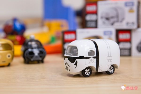 TOMICA - Disney Tsum Tsum! 疊疊樂小車  星際大戰 STAR WARS 白色風暴兵款