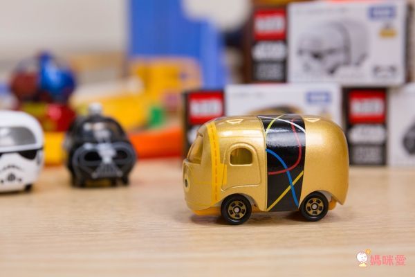 TOMICA - Disney Tsum Tsum! 疊疊樂小車  星際大戰 STAR WARS 3PO款