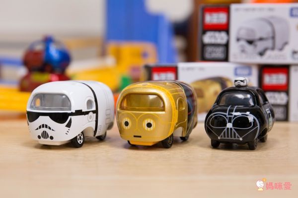 TOMICA - Disney Tsum Tsum! 疊疊樂小車 星際大戰 STAR WARS 達斯 維達款