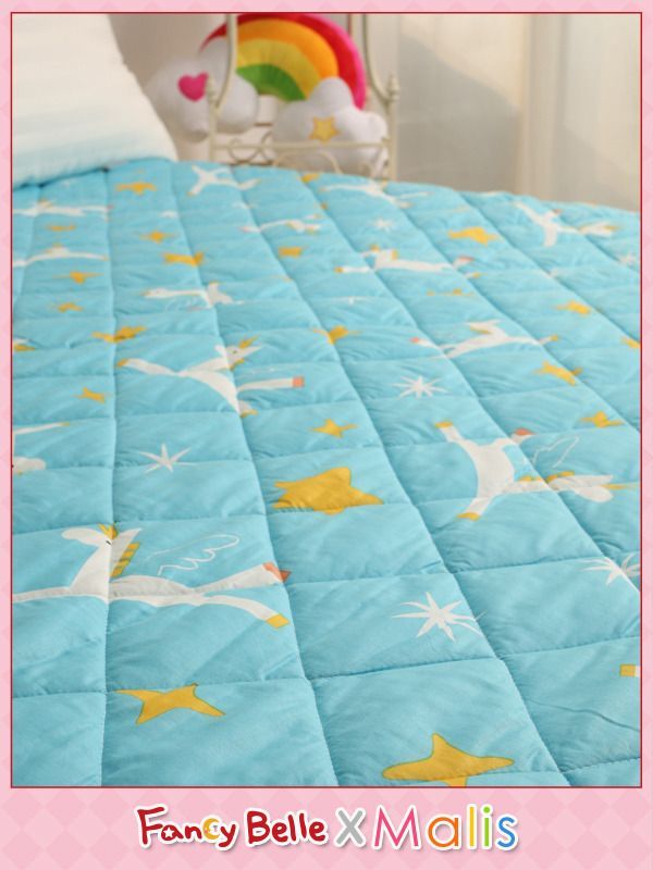 格蕾寢飾 Great Living - 義大利Fancy Belle X Malis 防蹣抗菌透氣防水平面式保潔墊-小飛馬-藍 (雙人)