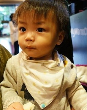 YODA - organic cotton有機棉扣扣兜-清新點點