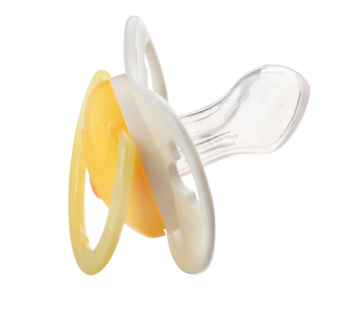 拇指外型符合寶寶嘴型設計，讓吸、嚼、擠、嚥等運動重複進行，可以幫助下顎訓練，強化牙齒基礎。