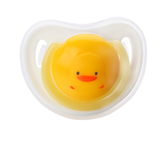 弧線形及兩側通氣孔設計，不防礙鼻子的呼吸。