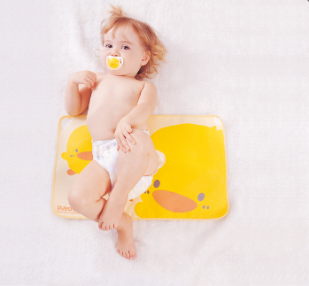 黃色小鴨 - 防滲透保潔墊 (50x32cm)