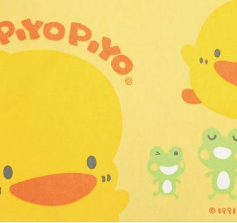  黃色小鴨防滲透保潔墊觸感輕柔、吸水性佳