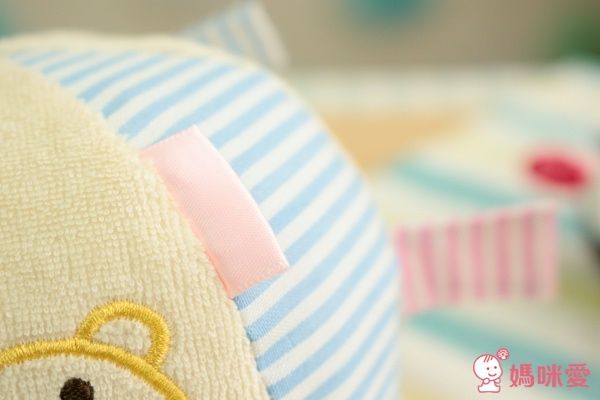 日本 Combi - 歡樂寶貝手巾+寶貝球-3個月以上