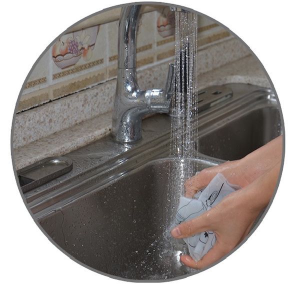 英國mombella 塗鴉矽膠餐墊(含四色塗鴉筆)