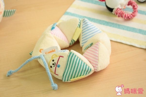 日本 Combi - 寶貝沙包-3個月起