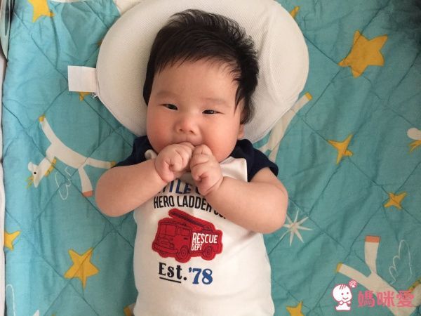 西班牙 MIMOS - 3D 自然頭型嬰兒枕-枕頭x1+枕套x1 (M [5-18個月適用])