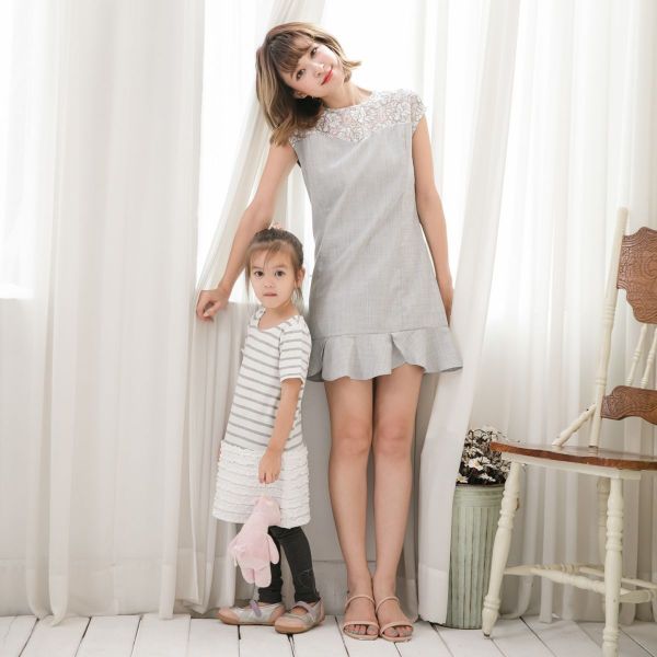 Marguerite - 典雅小魚尾曲線洋裝-灰