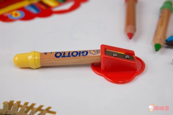 義大利GIOTTO - BEBE 可洗式寶寶木質蠟筆(6色)