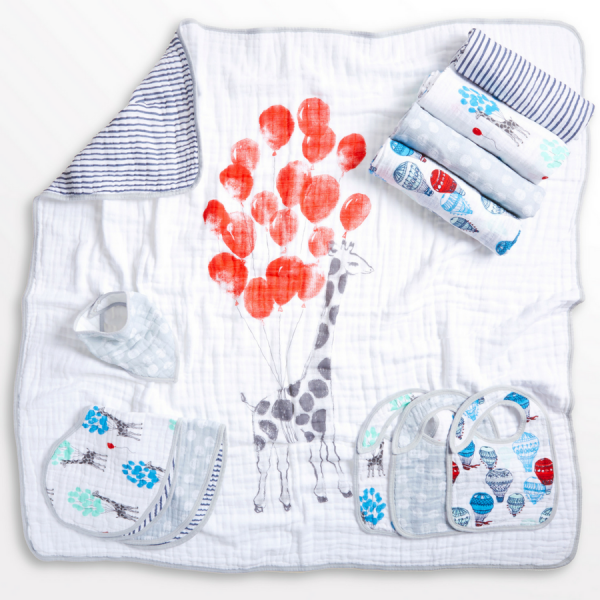 bib-muslin-snap-baby-eating-blue-star