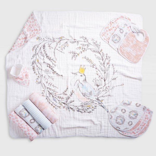 bib-muslin-snap-baby-eating-blue-star bib-muslin-snap-baby-eating-blue-star