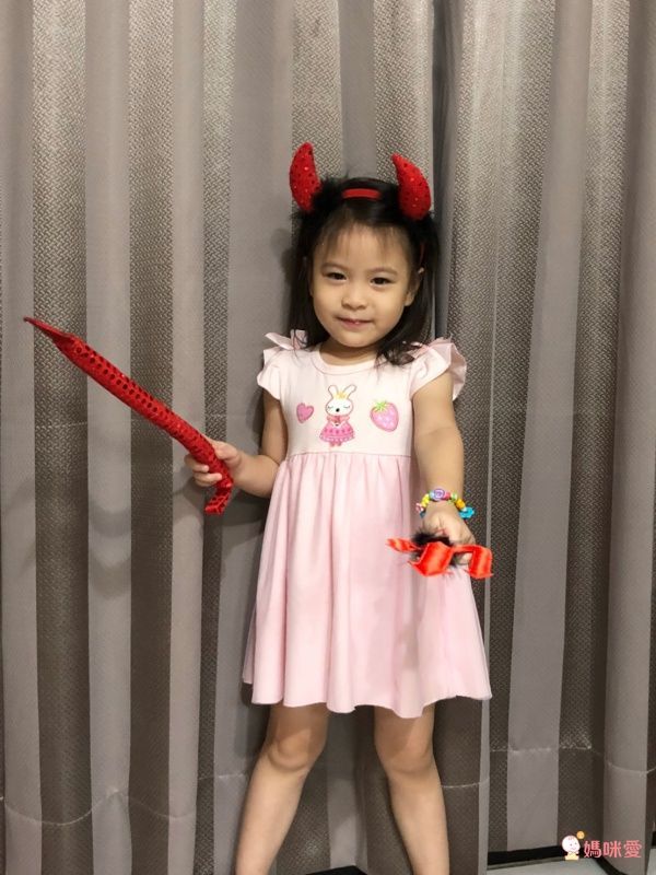 MODACore 摩達客 - 萬聖節聖誕派對造型道具-閃亮亮片小惡魔牛角裝扮三件組-紅色-髮箍+尾巴+叉