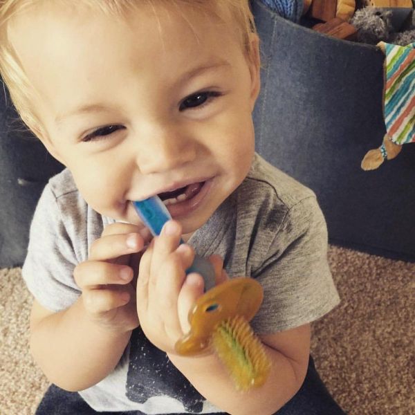 紐西蘭 HaaKaa - 360度奈米矽膠刷毛兒童牙刷-藍色