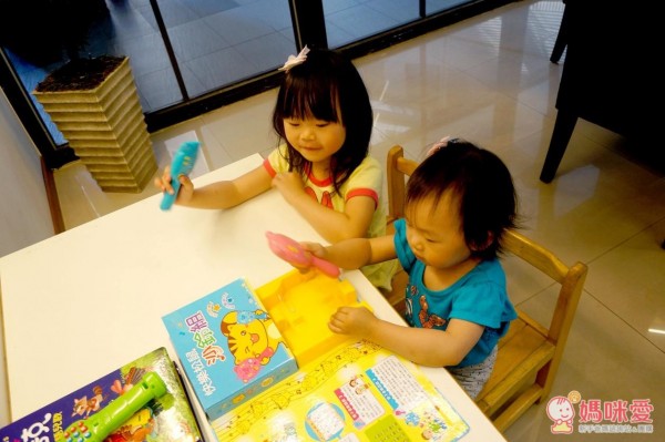 快樂松鼠沙鈴組