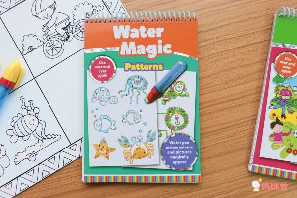 小小孩塗鴉啟蒙【英國GALT】水畫本,沾水塗色不怕亂畫!