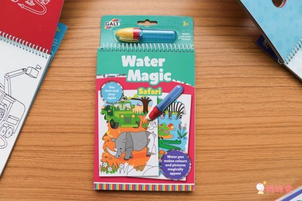 小小孩塗鴉啟蒙【英國GALT】水畫本,沾水塗色不怕亂畫!