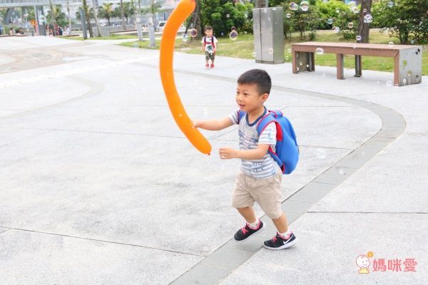 美國 Dabbawalla - 瓦拉包-法鬥寶貝後背包