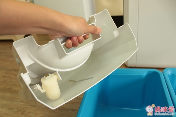  Panasonic 國際牌節能環保清淨除濕機