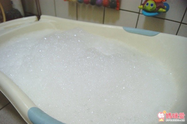 貝恩嬰兒泡泡香浴露