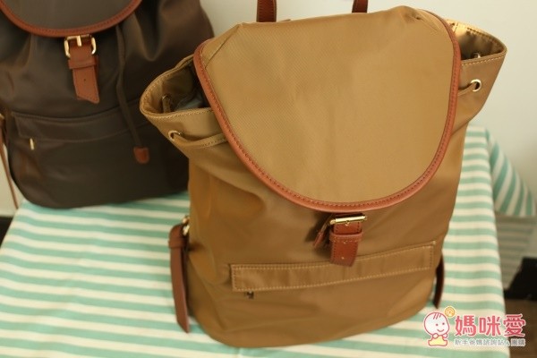 EverSimple Debby 真皮後背包