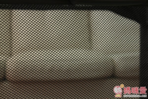 4 moms Breeze 2 合1 遊戲床