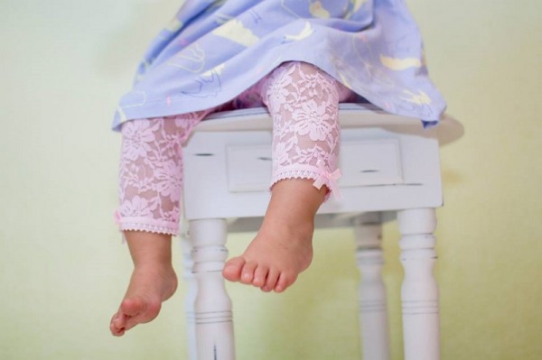 baby emporio 寶寶蕾絲緊身褲