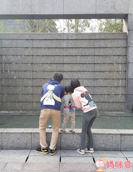 日本千趣會迪士尼擁抱親子裝冬季款