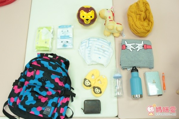 Think Pink 輕量後背包