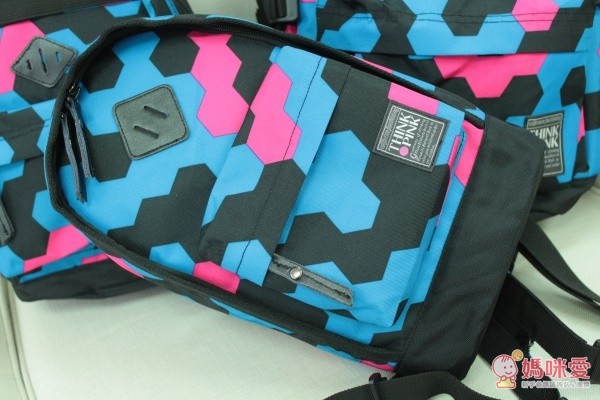 Think Pink 單肩/雙肩兩用包:幾何青
