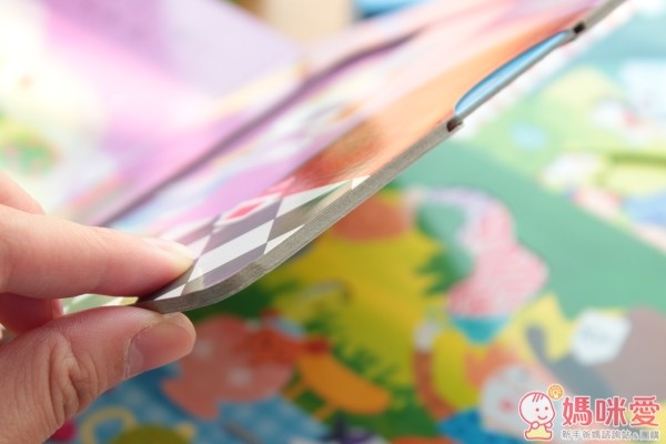 上人文化好奇寶寶推拉搖轉書 英國 Campbell 操作書 Busy 系列中文版