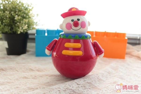 Tolo 小丑不倒翁