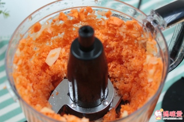 Princess 荷蘭公主 迷你四杯食物調理機【220500】能方便媽咪大量切絲、切片、絞碎也不會手痠唷!