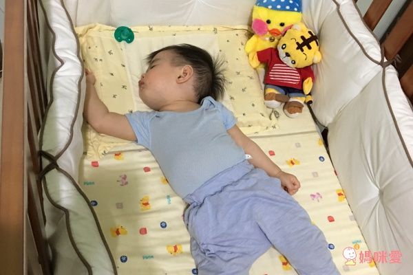 #1131 防護超安心&hearts;【Lori's bumper】長版超厚嬰兒床圍／床欄包