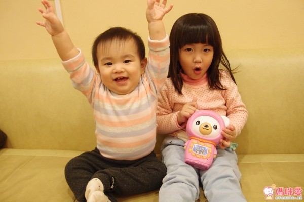 小牛津 帽T熊故事機