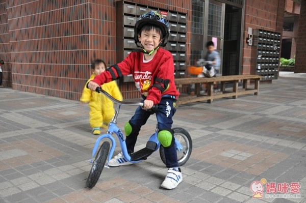 美國原裝KaZam平衡車