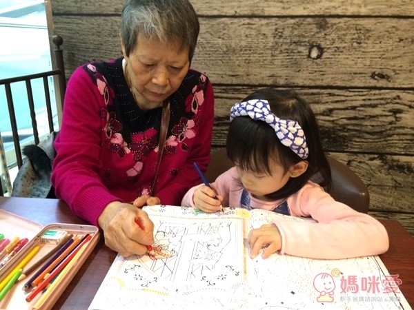 三采文化 迪士尼經典童話著色本