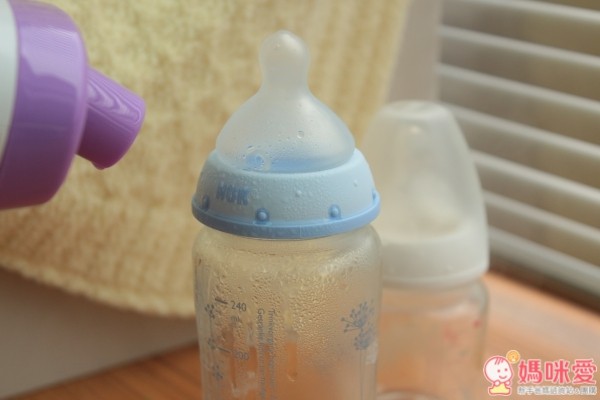 品諾手持式蒸氣清潔機