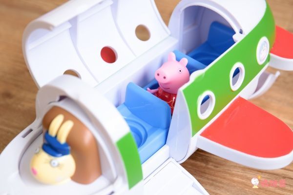 捏泥巴～捏泥巴【佩佩豬】家家酒