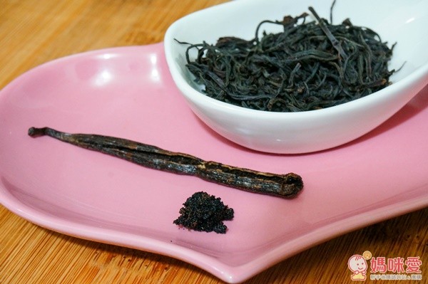 日本 Fujihoro 富士琺瑯 Honey Ware 牛奶鍋 0.75L