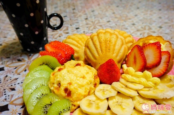 日本 Fujihoro 富士琺瑯 Honey Ware 牛奶鍋 0.75L